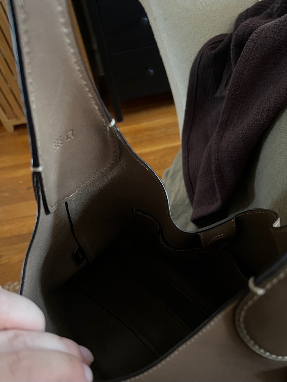 Coach Brooklyn Shoulder Bag 28 - Picture 7 of 12